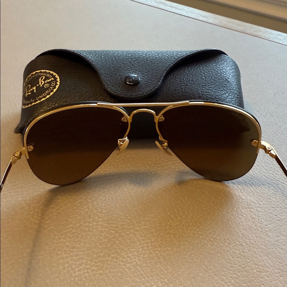 Ray-Ban RB 3449 Gold Frame Sunglasses excellent condition - Picture 2 of 5